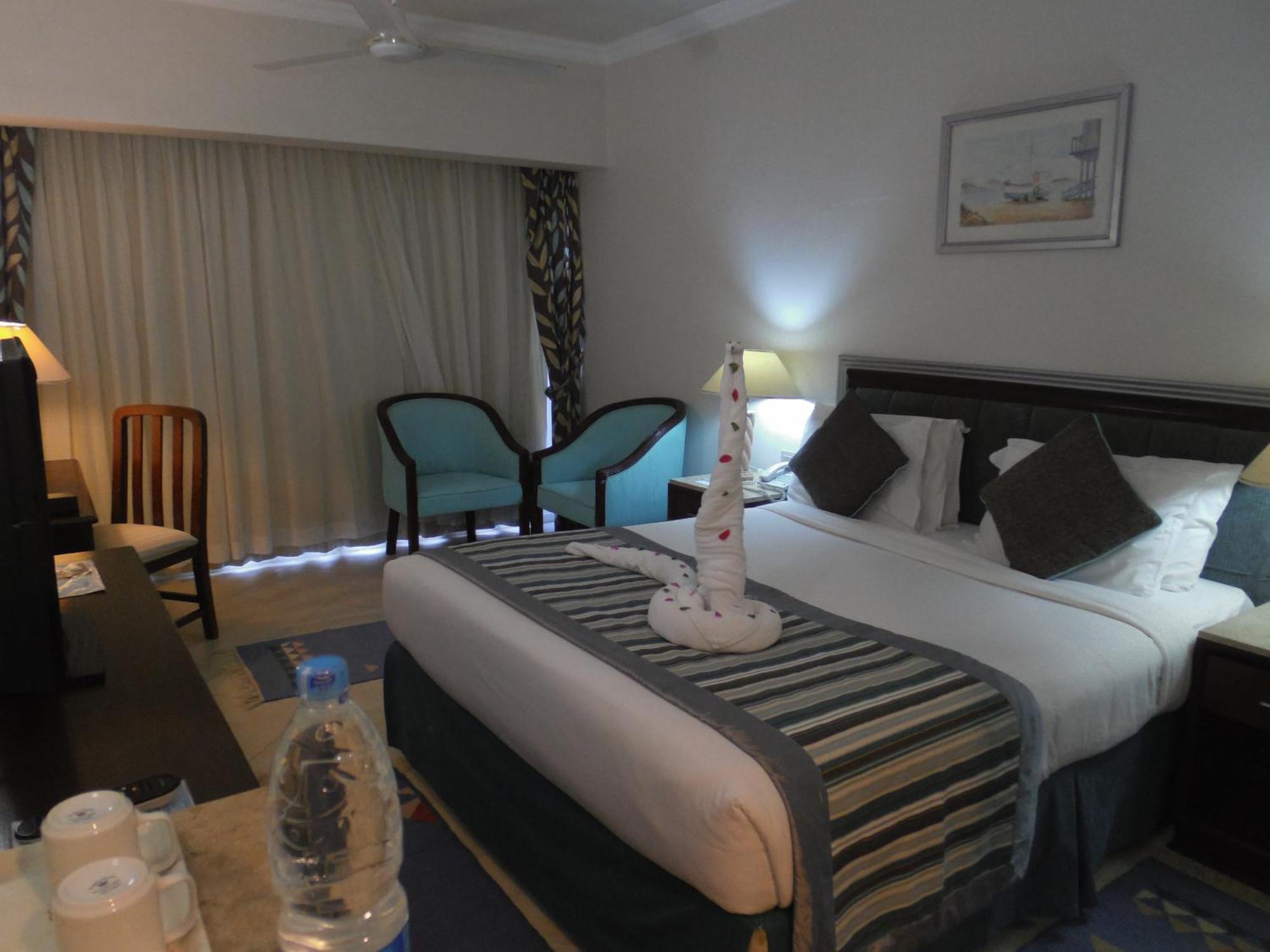 Hotel Borg El Arab Beach Hotel 5*