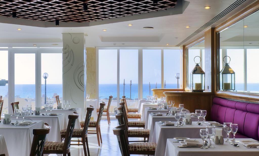 Hotel Borg El Arab Beach Hotel Borg El Arab
